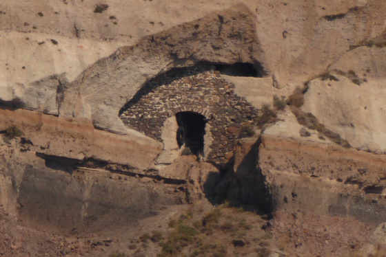 Santorini Santorin VulkanFelsen Vulkanasche Vulkangestein Tufftürme Tuffgestein