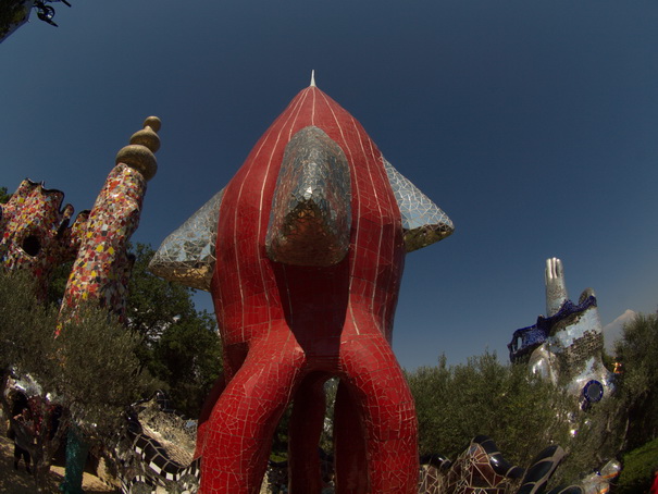   Giardino de Tarochi  Tarot Garten niki de saint Phalle nanas Capalbio Giardino de Tarochi  Tarot Garten niki de saint Phalle nanas Capalbio 