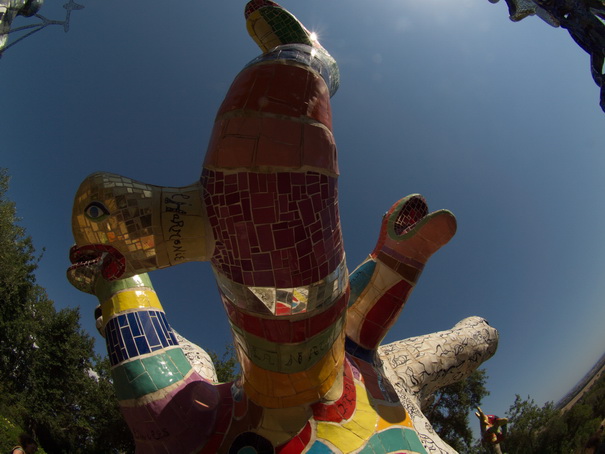   Giardino de Tarochi  Tarot Garten niki de saint Phalle nanas Capalbio Giardino de Tarochi  Tarot Garten niki de saint Phalle nanas Capalbio 