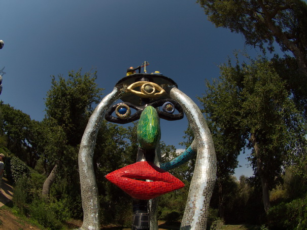   Giardino de Tarochi  Tarot Garten niki de saint Phalle nanas Capalbio Giardino de Tarochi  Tarot Garten niki de saint Phalle nanas Capalbio 