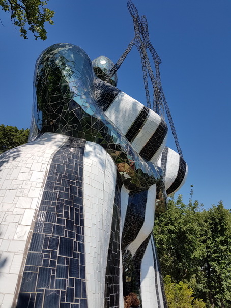   Giardino de Tarochi  Tarot Garten niki de saint Phalle nanas Capalbio Giardino de Tarochi  Tarot Garten niki de saint Phalle nanas Capalbio 