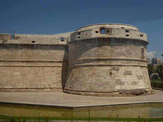 Rom Civitaveccia Hafen Küste Strand  Festung