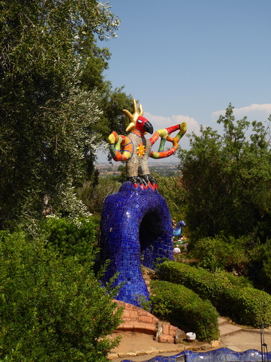   Giardino de Tarochi  Tarot Garten niki de saint Phalle nanas Capalbio Giardino de Tarochi  Tarot Garten niki de saint Phalle nanas Capalbio 