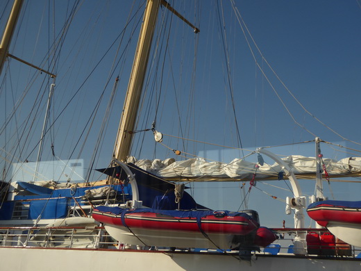   Rom Civitaveccia Hafen Küste Strand Rom Civitaveccia Hafen Küste Strand Hafenmole 2 Fähren  6 Schiffe + Starclipper 