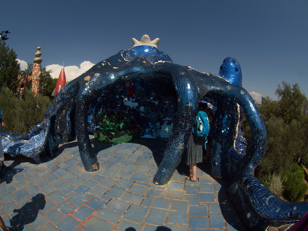 Giardino de Tarochi  Tarot Garten niki de saint Phalle nanas Fisheye