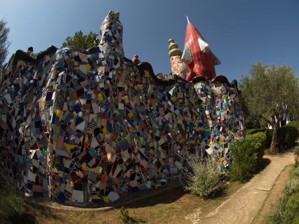 Giardino de Tarochi  Tarot Garten niki de saint Phalle nanas Fisheye