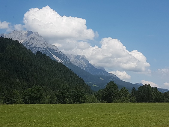 Alpenschlössl Söll  Hohe Salve Hintersteiner See  Wilder Kaiser  Swarowski Tegernsee Achensee Schliersee Hexenwasser Astberg 