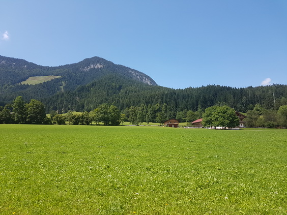 Alpenschlössl Söll  Hohe Salve Hintersteiner See  Wilder Kaiser  Swarowski Tegernsee Achensee Schliersee Hexenwasser Astberg 