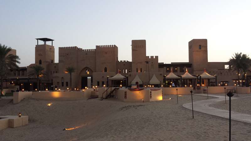 Dubai Sunset Tour Kamele Falken Sundowner