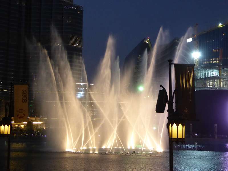   Burj Khalifa Fountain 