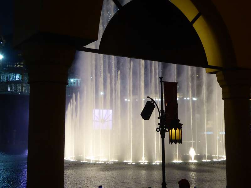   Burj Khalifa Fountain 