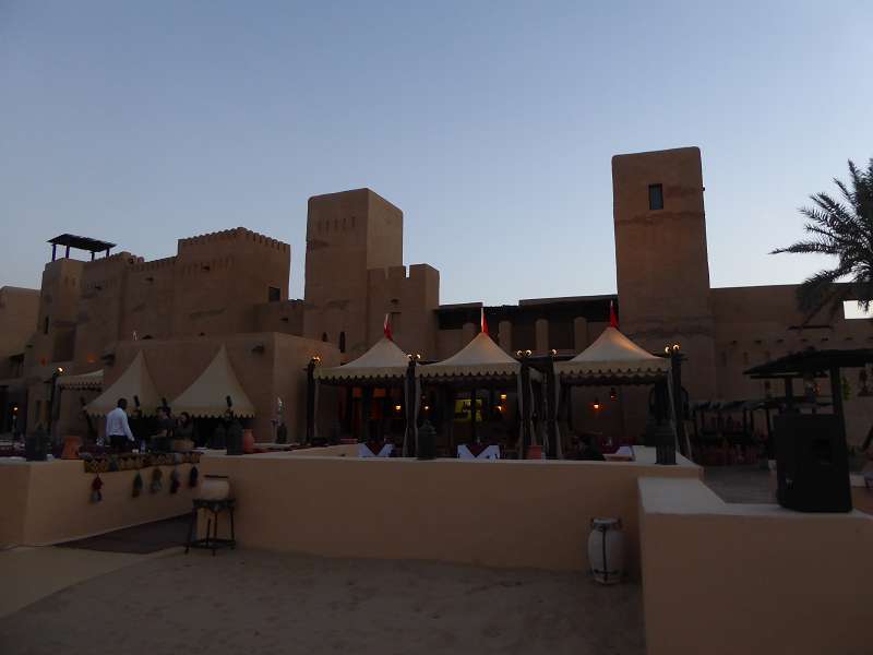   Dubai Sunset Tour Kamele Falken SundownerDubai Sunset Tour Kamele Falken Sundowner