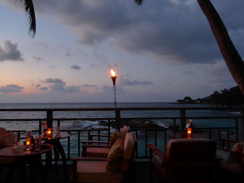 Hilton Northolme Seychelles Hilton Northolme Seychelles Felsen Sundowner