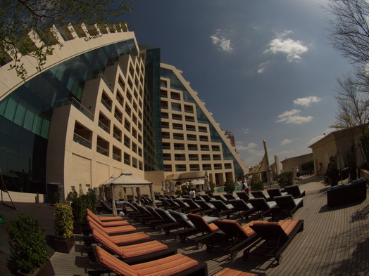 dubai raffles hotel Fish Eye