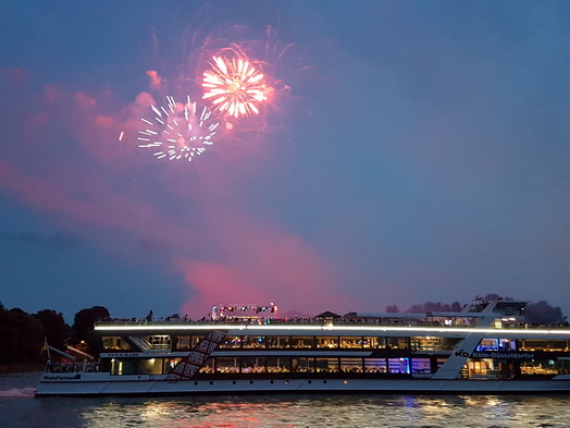 Kölner Lichter 2016 Gilles Schiff Namedy