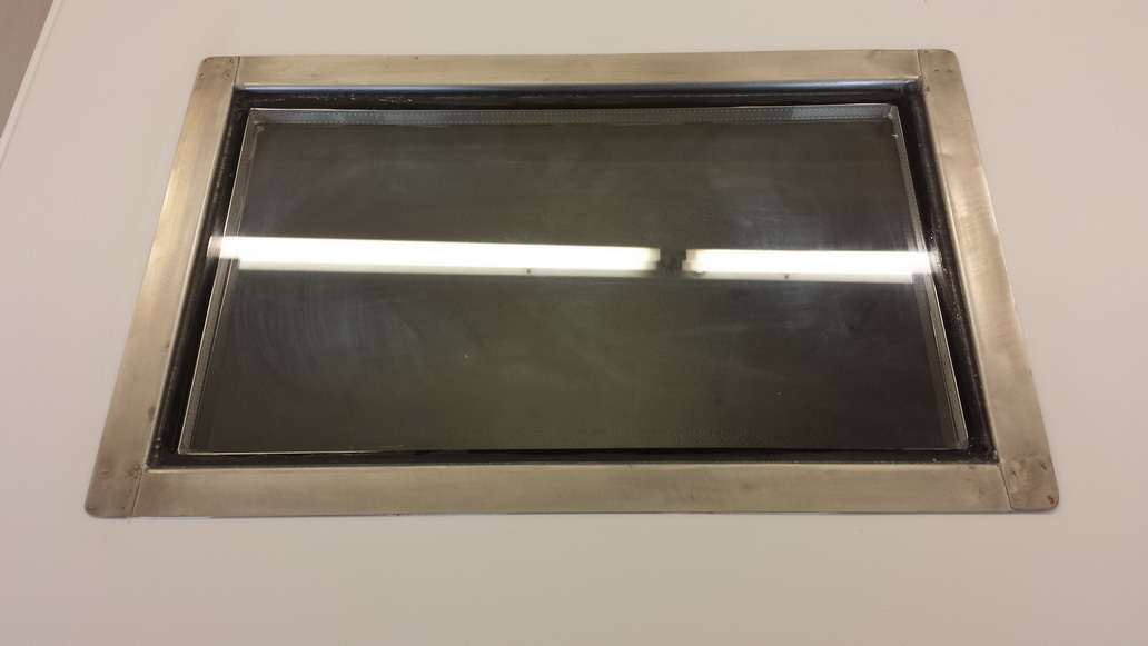 Nordcap Labortruhe bis max . - 45 C Labortiefkühltruhe mit 100 mm Isolierung und Fenster und 2 Kabeldurchführungen