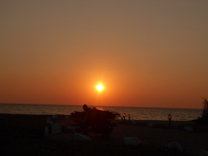 palagamabeach.com Palagama Beach Kalpitiya sundowner + Cocktail