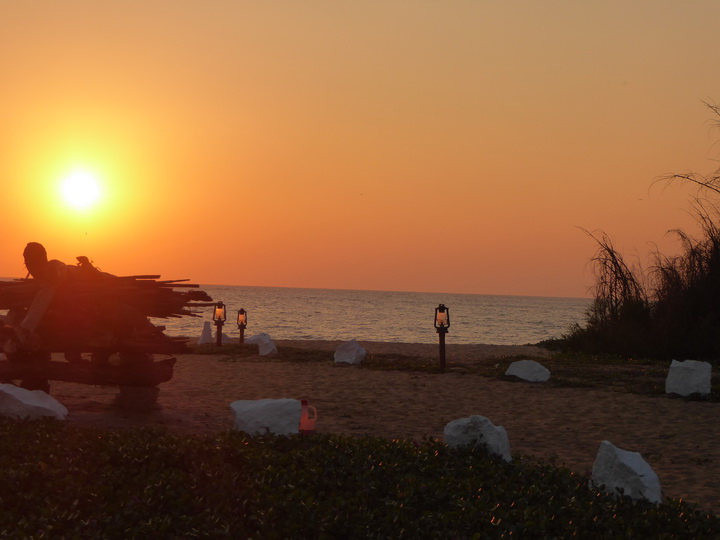 palagamabeach.com Palagama Beach Kalpitiya sundowner + Cocktail
