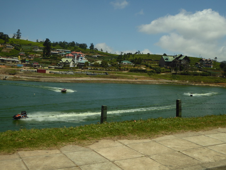 Ella Nuwara Eliya. LakeElla Nuwara Eliya. Lake